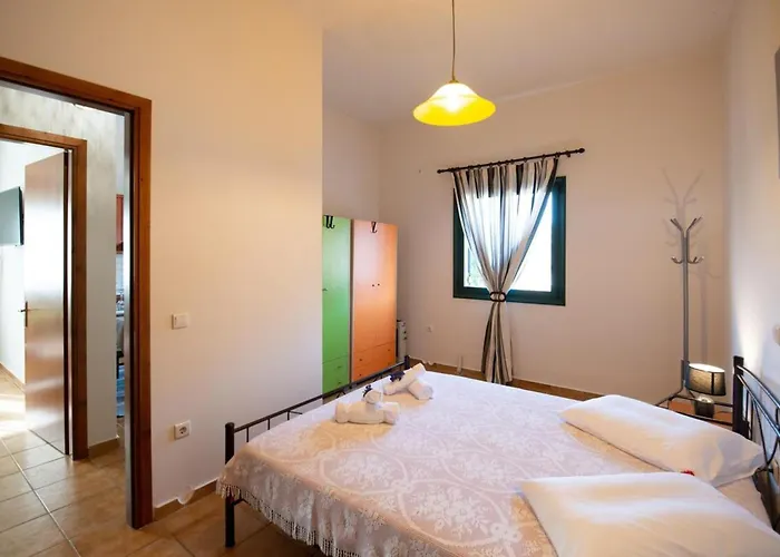 Peroulakis Traditional House